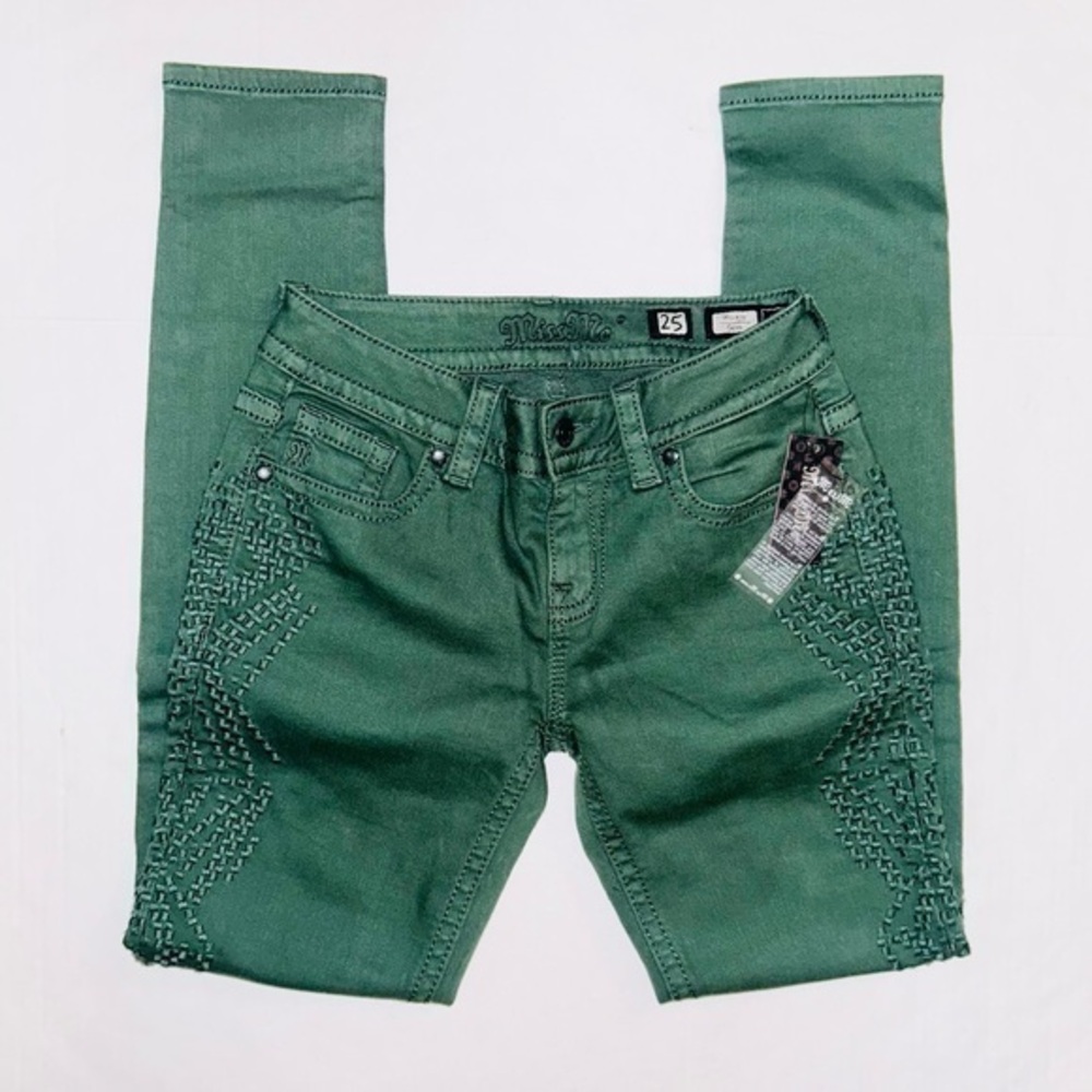 Miss Me Jeans NWT.